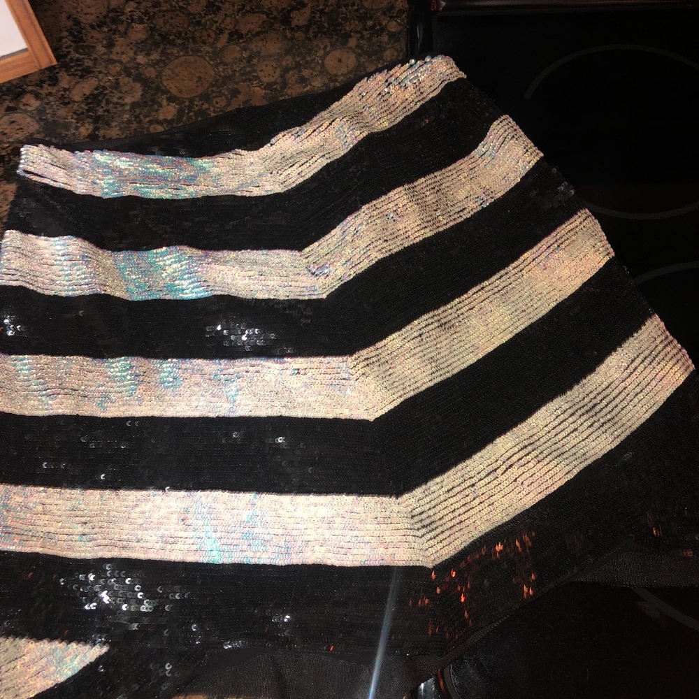 Revolve sequined skirt. X by NBD. Size Xs would fit small too. Gorgeous.